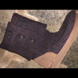 Classic Knit UGG boots